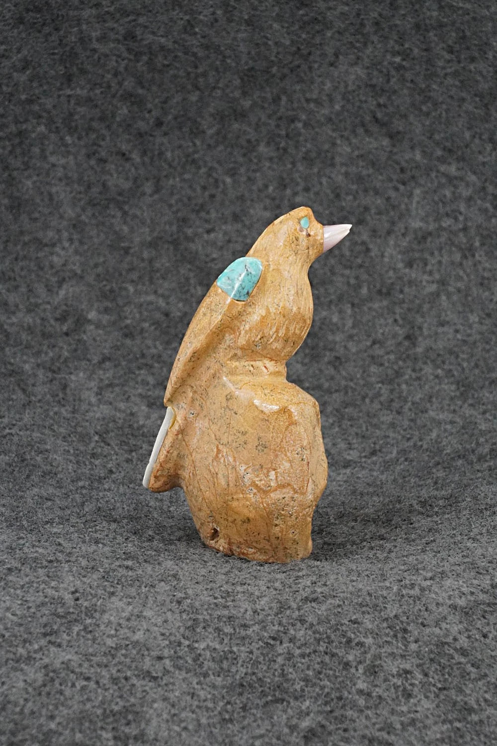 Bird Zuni Fetish Carving - Freddie Leekya