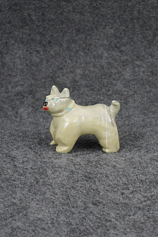 Dog Zuni Fetish Carving - Freddie Leekya