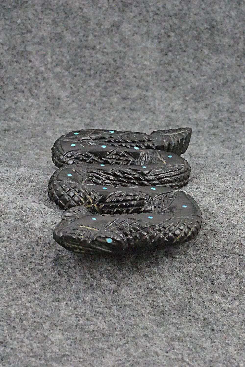 Rattlesnake Zuni Fetish Carving - Tony Mackel