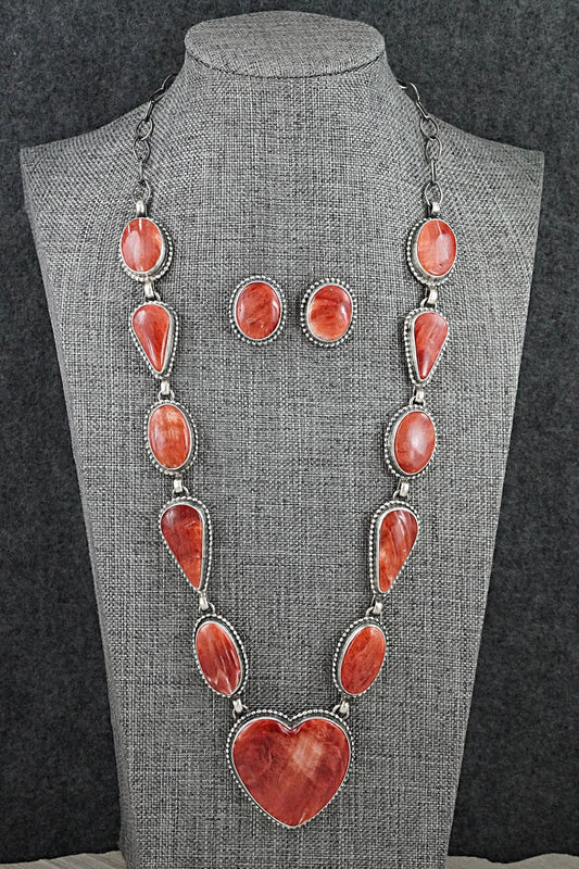 Spiny Oyster & Sterling Silver Necklace and Earrings Set - Darrin Livingston