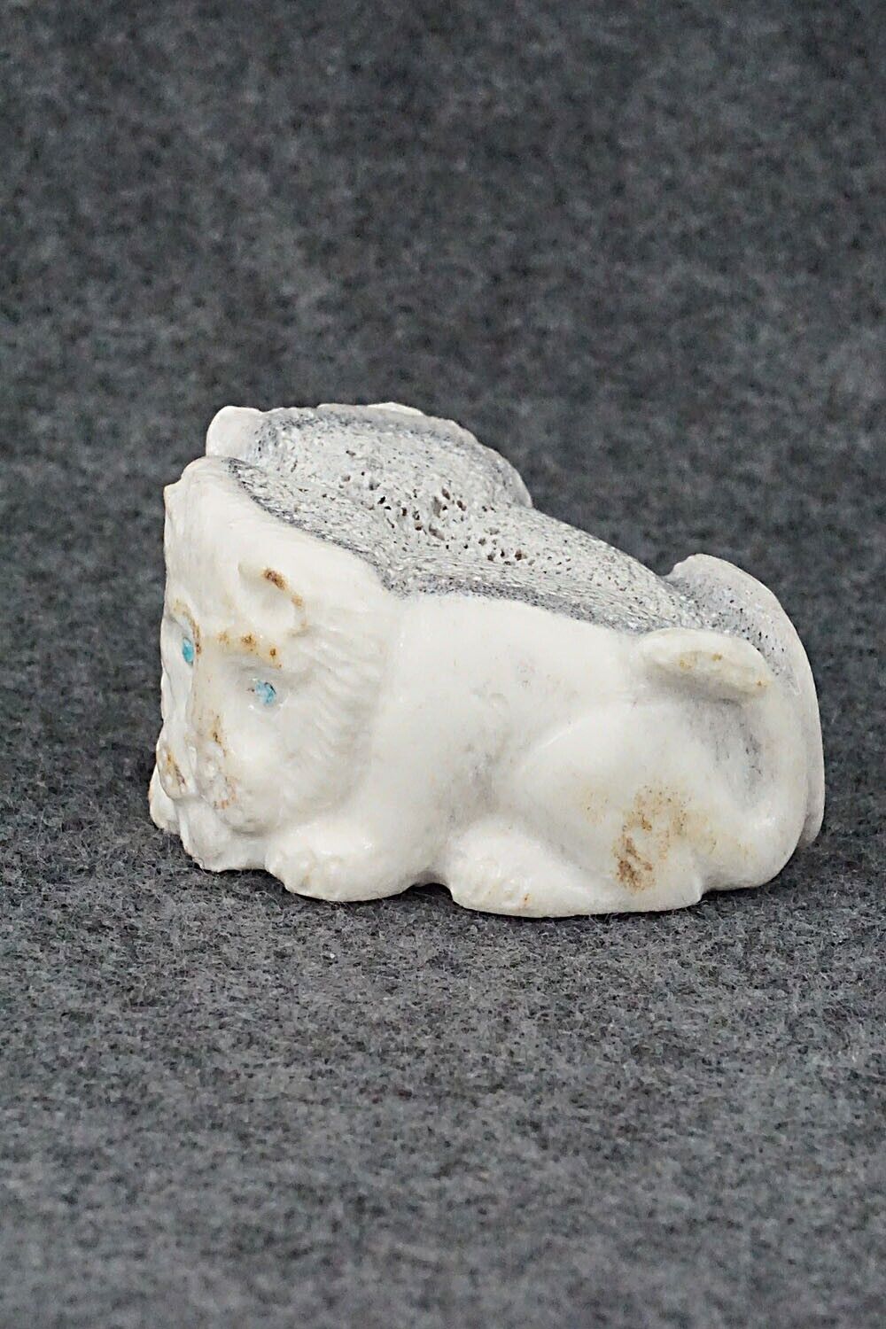 Lions Zuni Fetish Carving - Maxx Laate