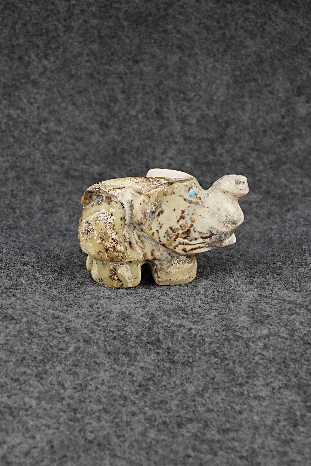 Elephant Zuni Fetish Carving - Gilbert Lonjose