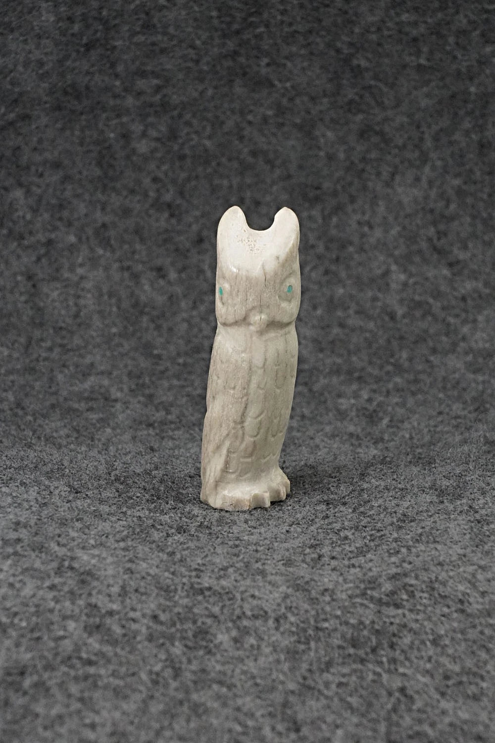 Owl Zuni Fetish Carving - Maxx Laate