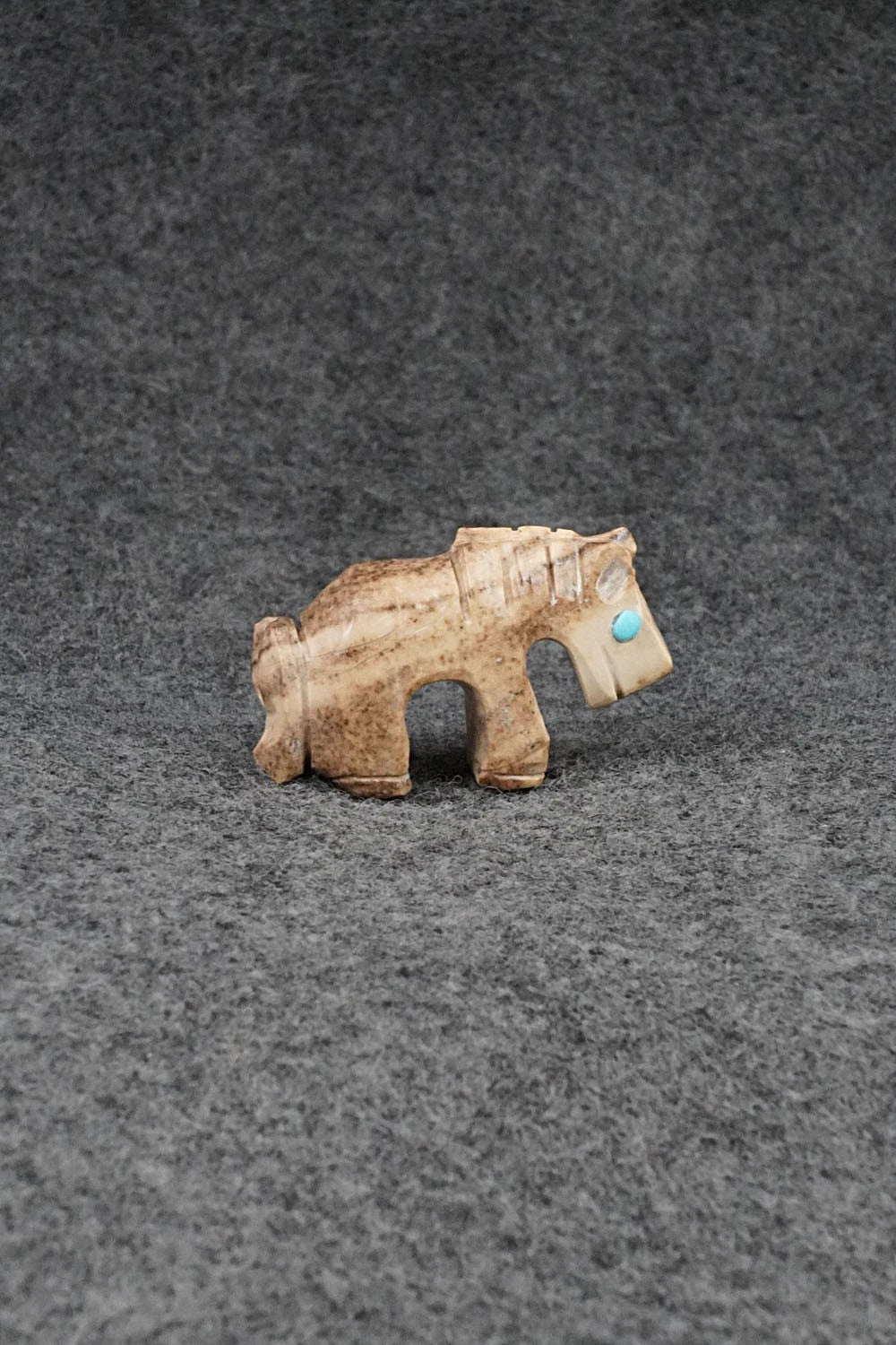 Horse Zuni Fetish Carving - Dannette Laate