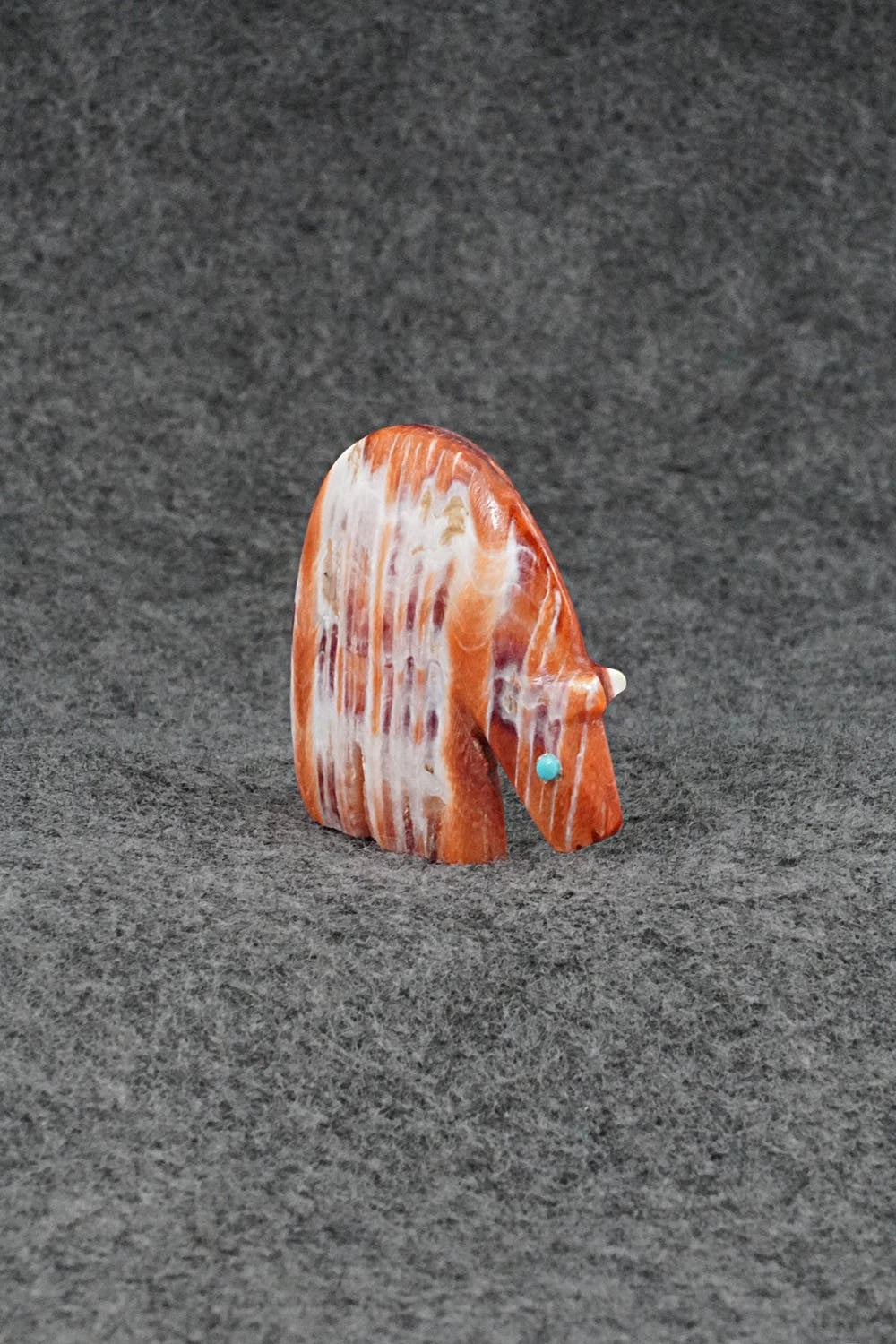 Bear Zuni Fetish Carving - Ronnie Lunasee