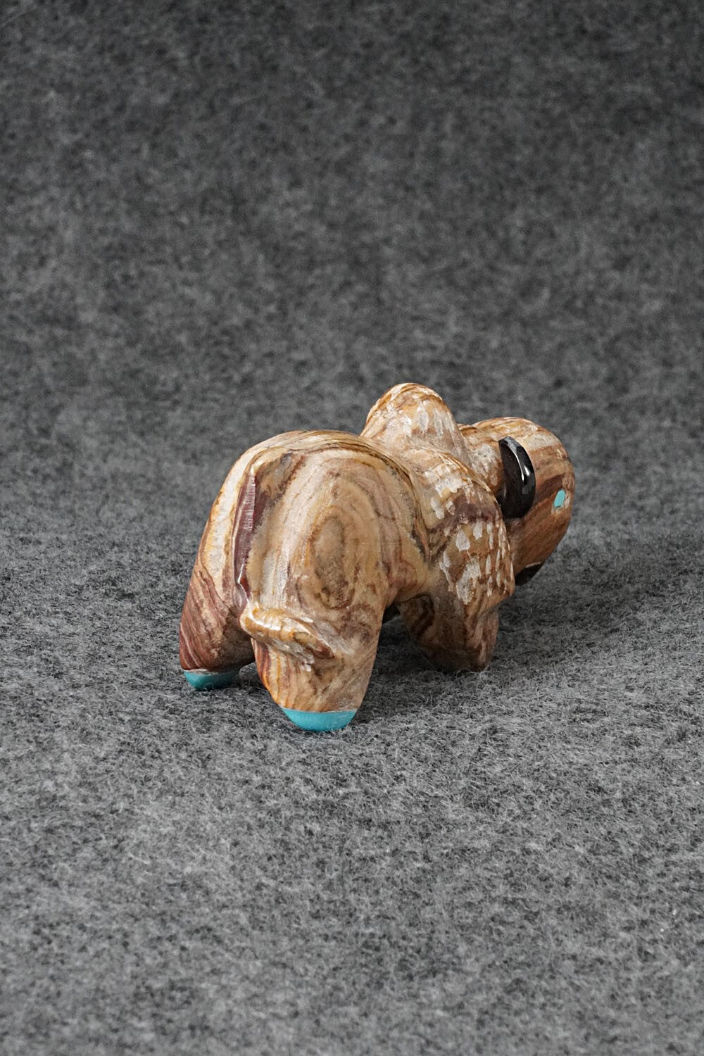 Buffalo Zuni Fetish Carving - Freddie Leekya