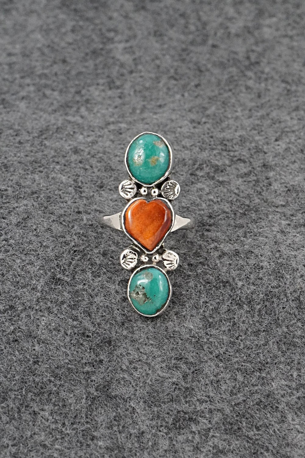 Turquoise, Spiny Oyster & Sterling Silver Ring - Priscilla Reeder - Size 7.5