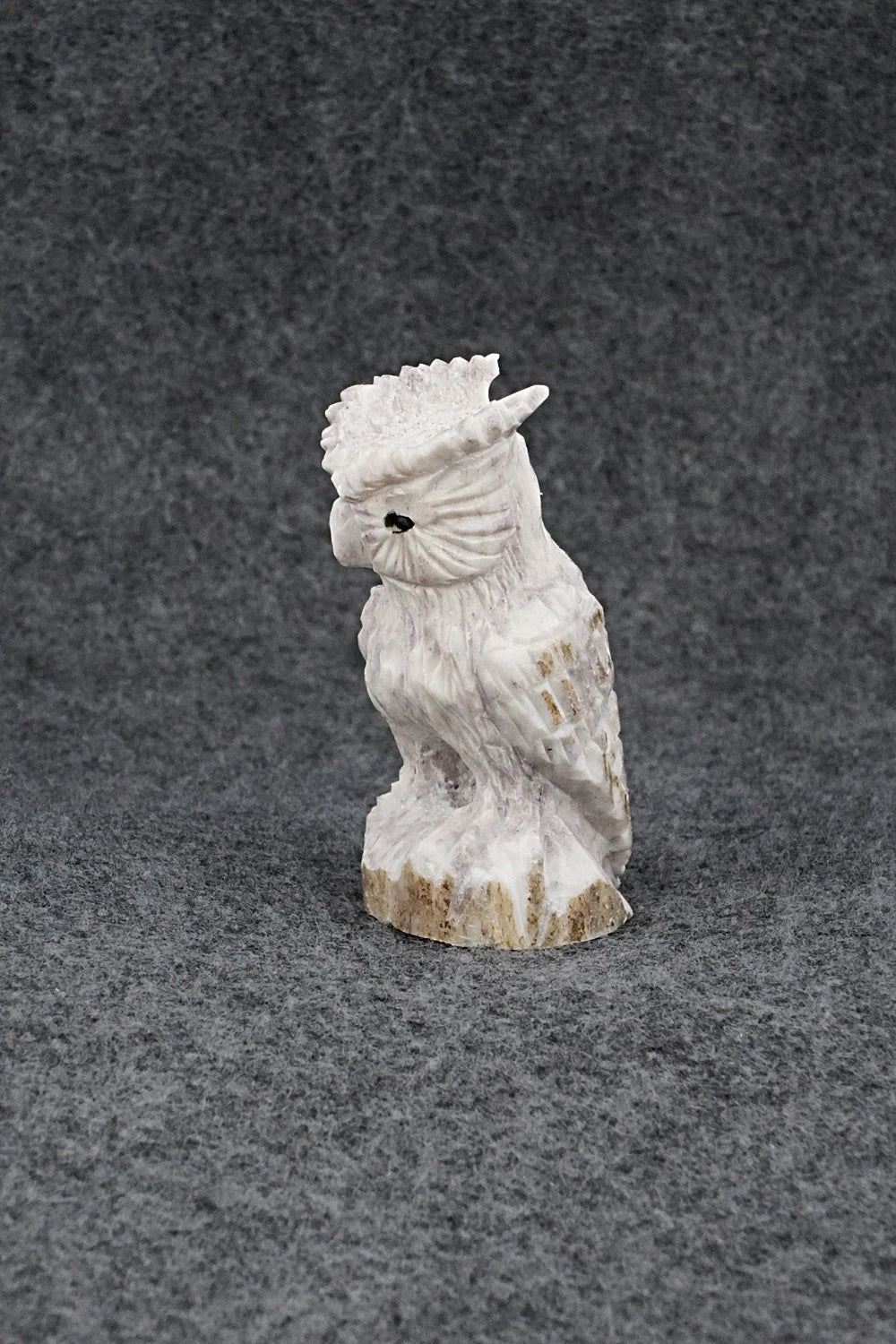 Owl Zuni Fetish Carving - Chris Peina