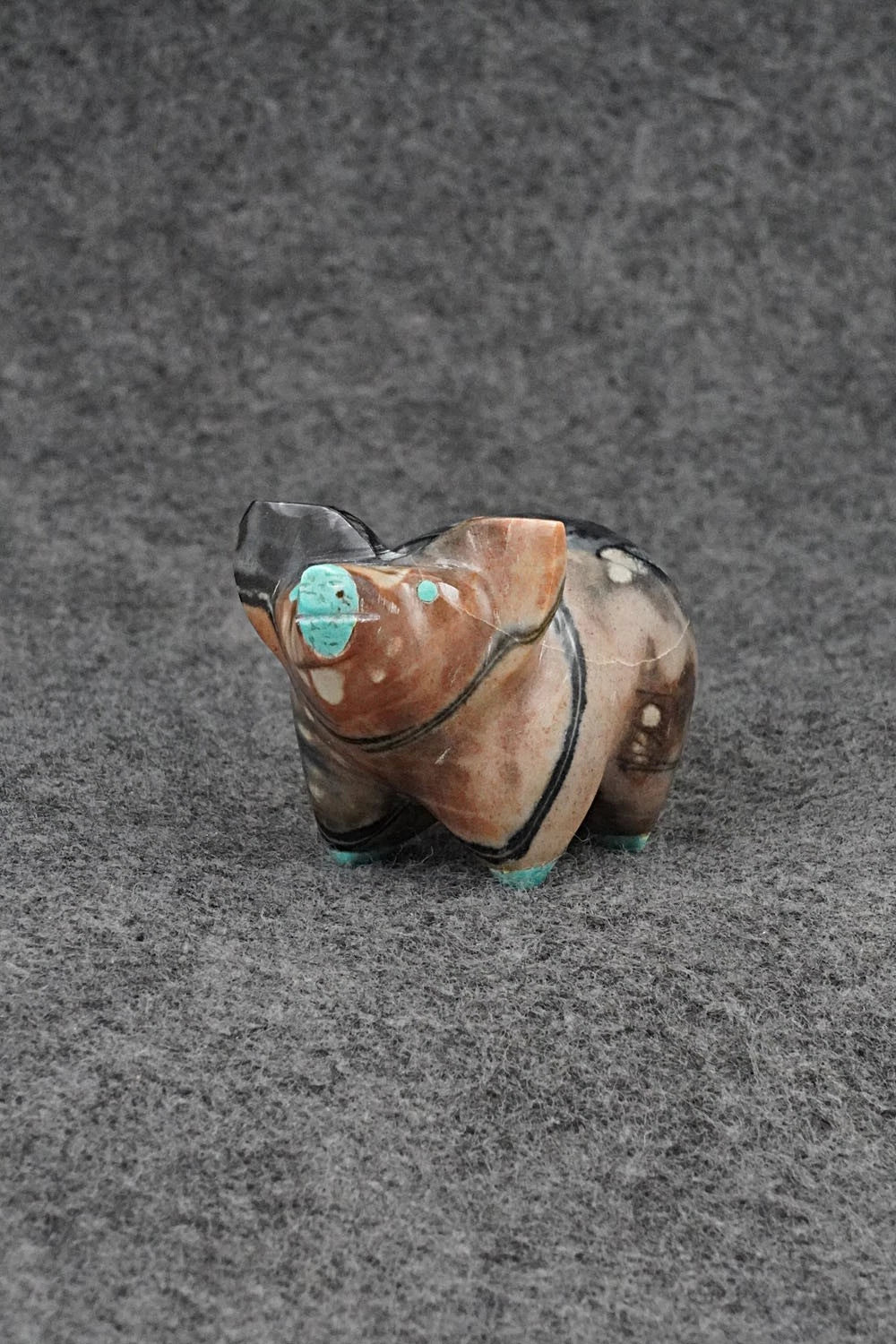 Pig Zuni Fetish Carving - Enrike Leekya