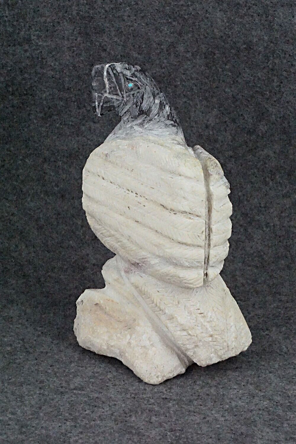 Eagle Zuni Fetish Carving - Jon Quam