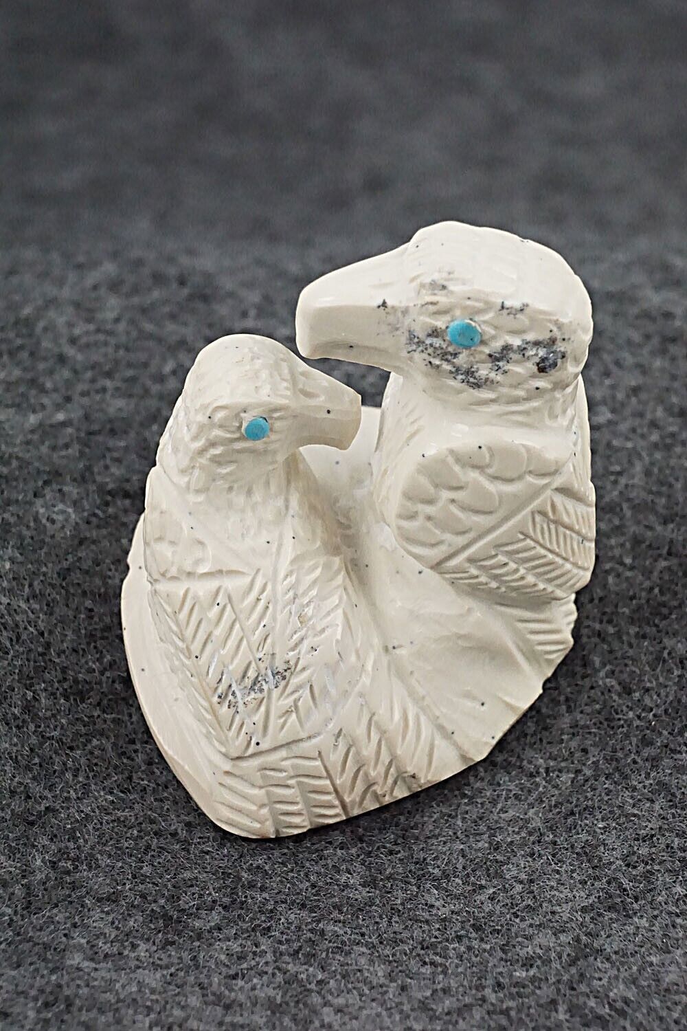 Eagles Zuni Fetish Carving - Carlton Kaamasee