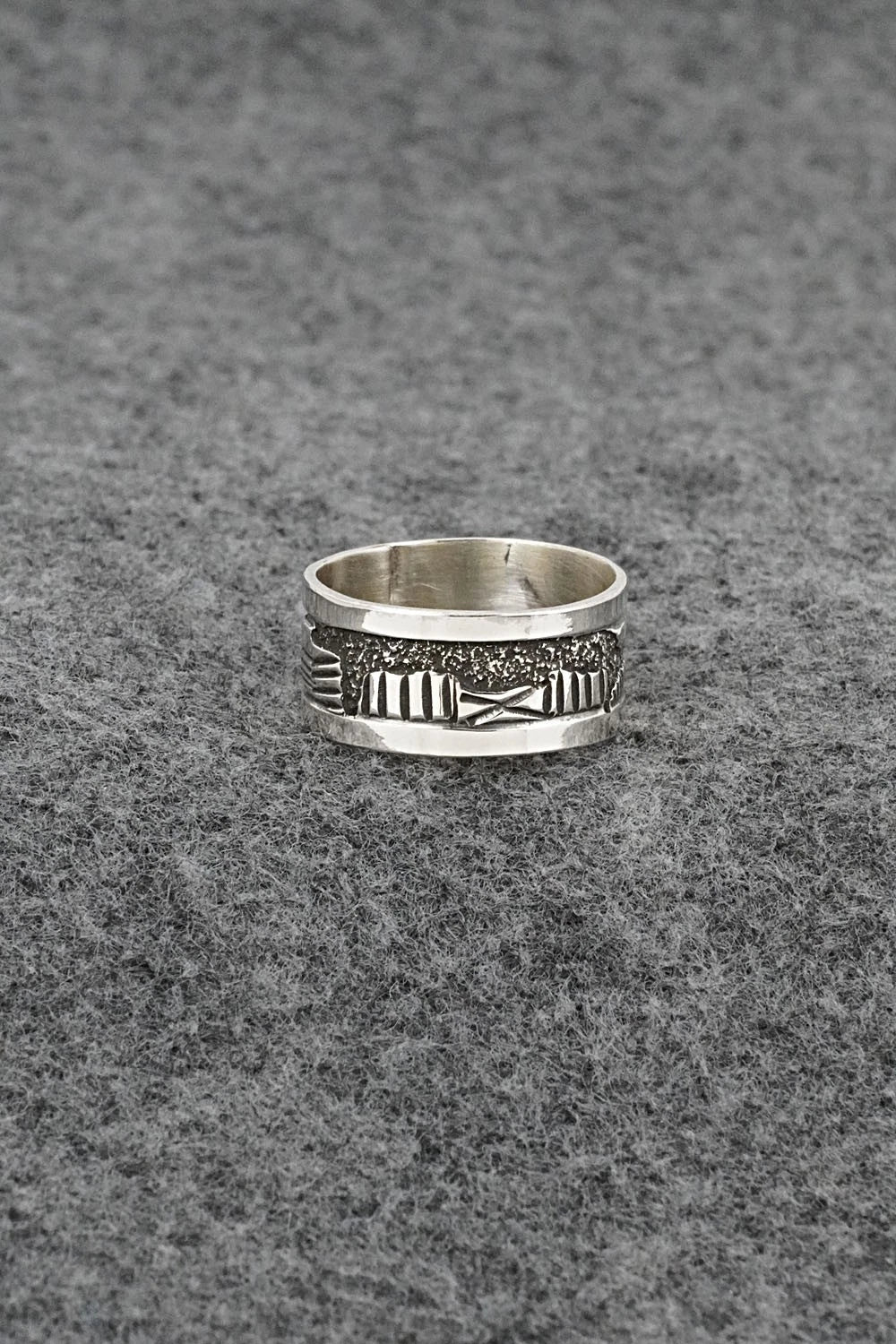 Sterling Silver Ring - Elaine Becenti - Size 9