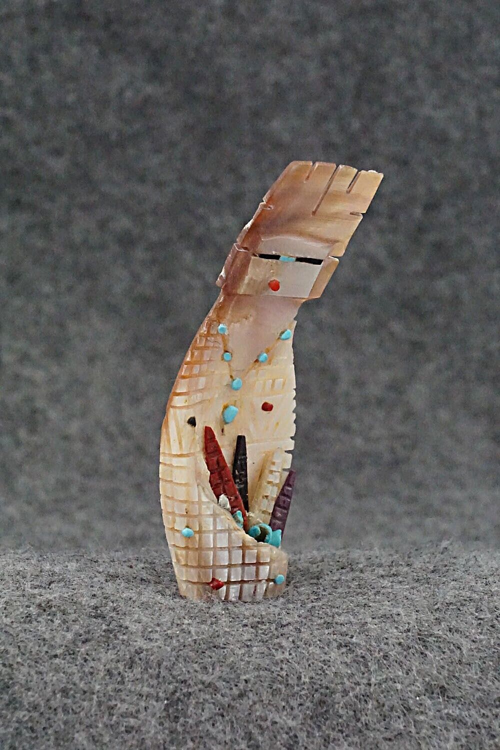 Corn Maiden Zuni Fetish Carving - Carl Etsate
