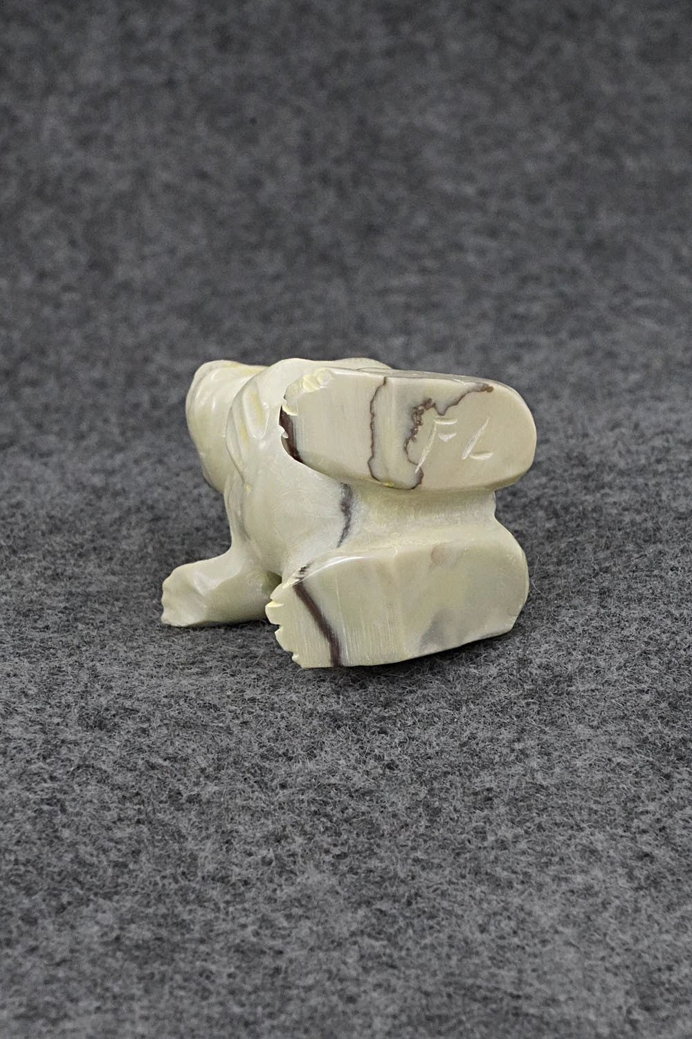 Frog Zuni Fetish Carving - Freddie Leekya