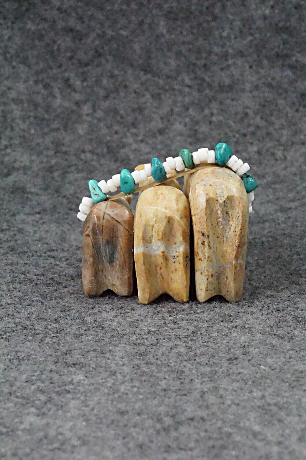 Bear Family Zuni Fetish Carving - Tim Lementino