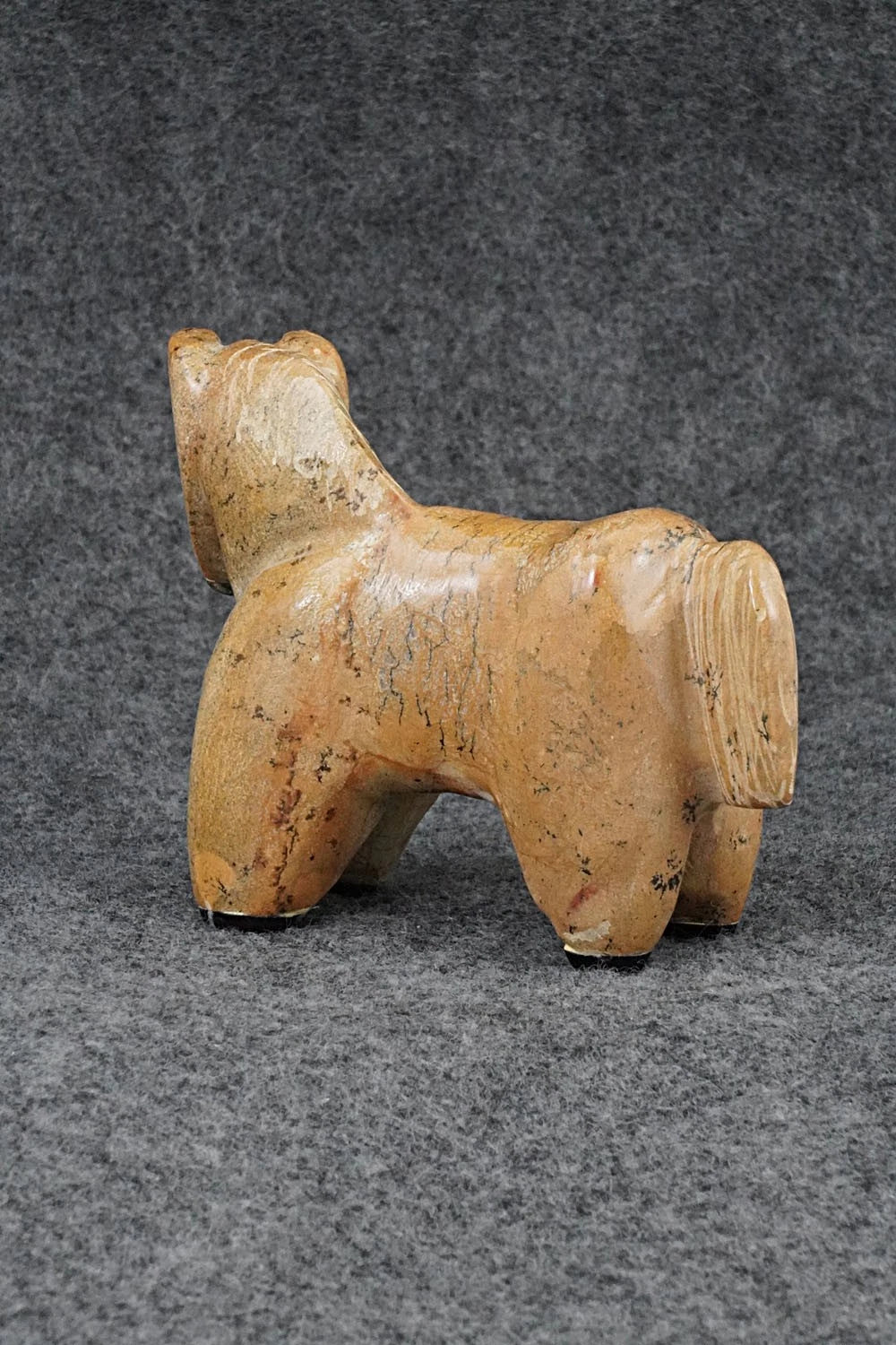 Horse Zuni Fetish Carving - Freddie Leekya