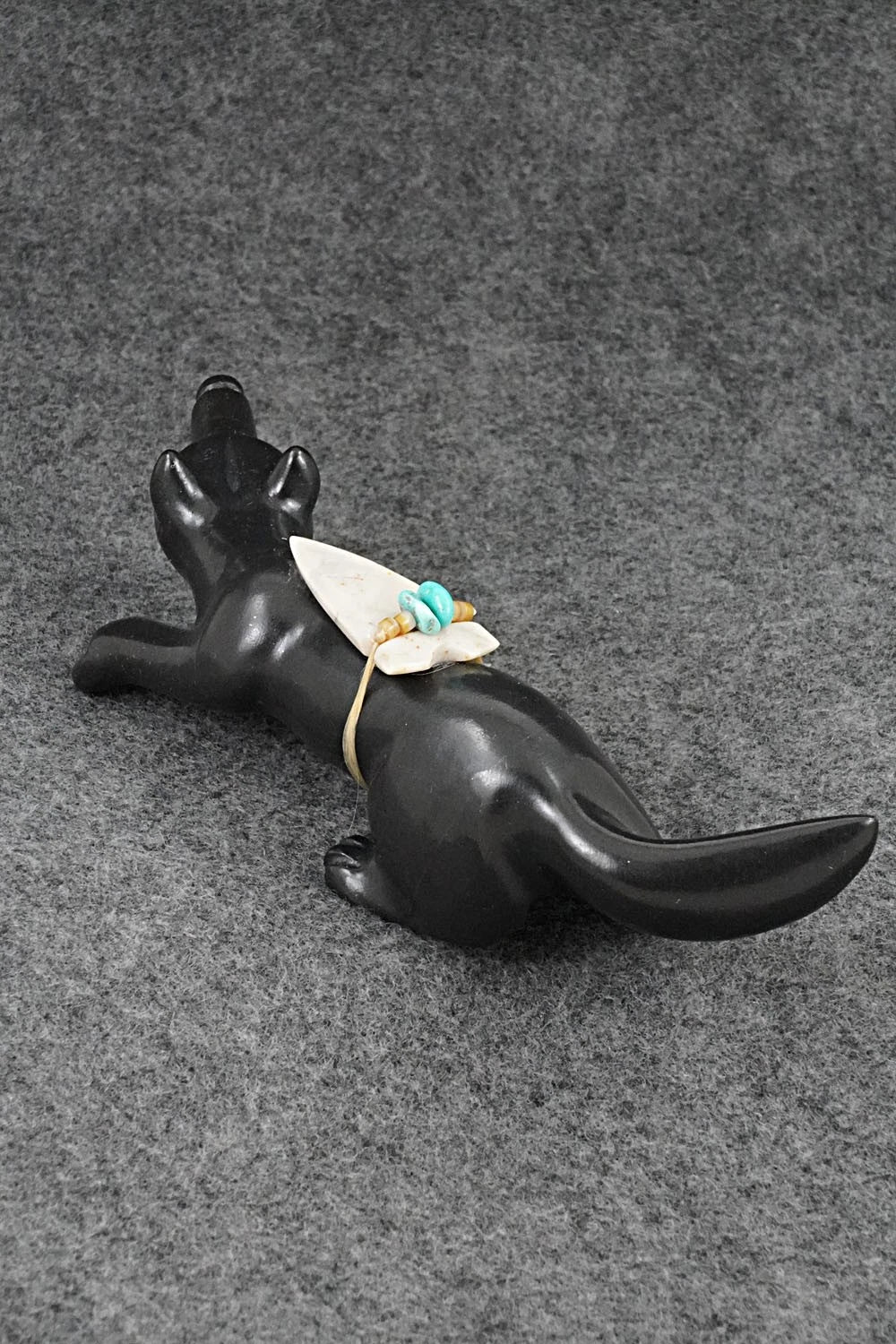 Wolf Zuni Fetish Carving - Albert Eustace