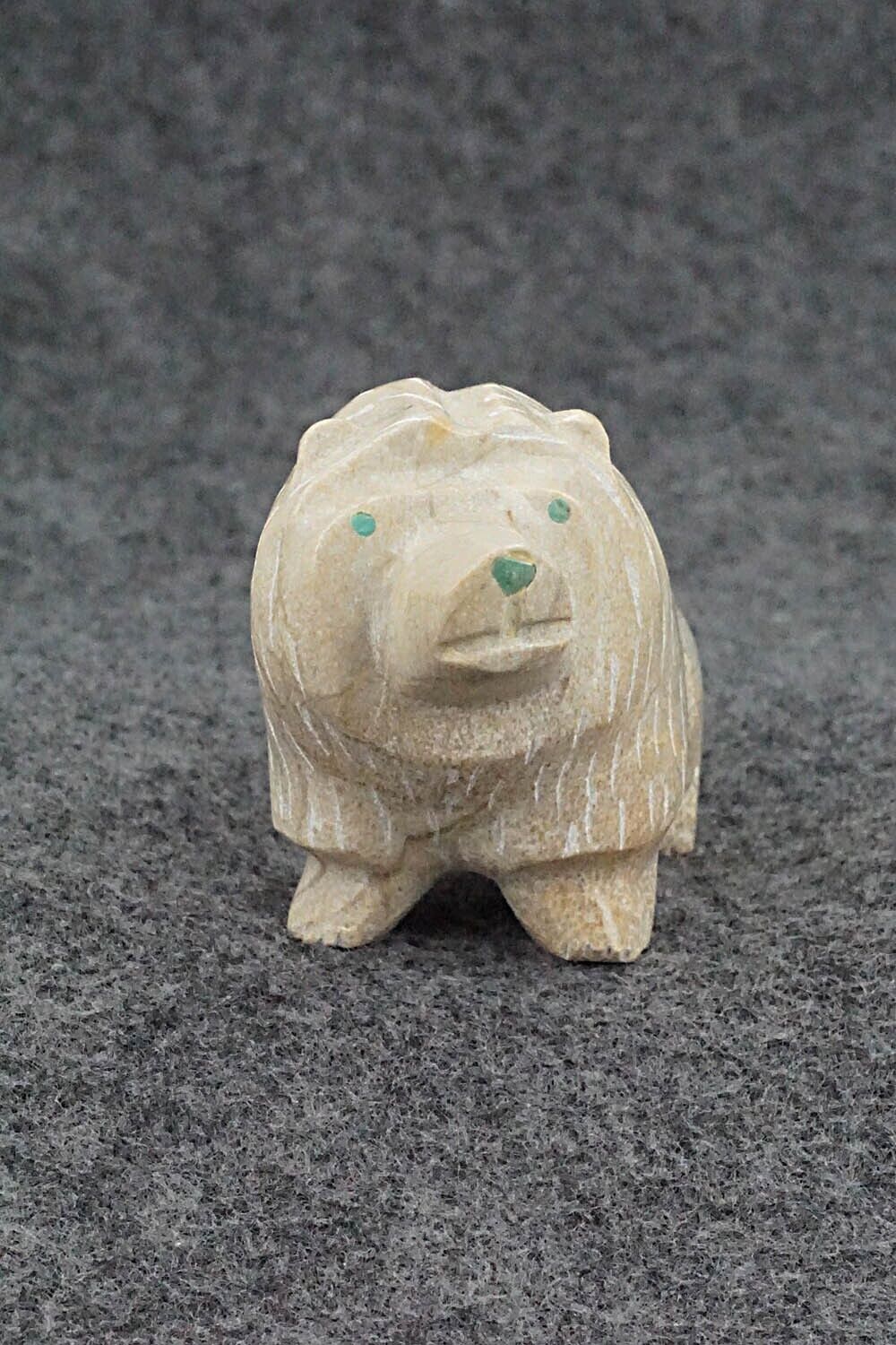 Lion Zuni Fetish Carving - Enrike Leekya