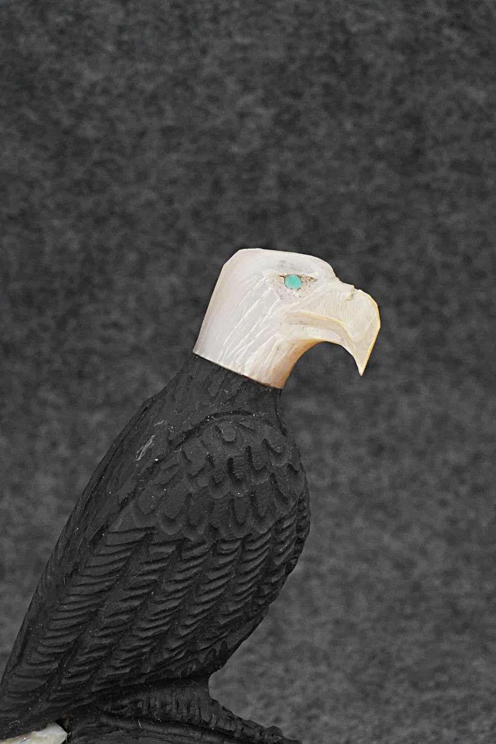 Bald Eagle Zuni Fetish Carving - Fenton Luna
