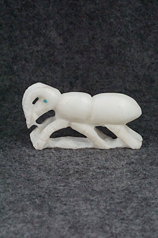 Ant Zuni Fetish Carving - Derrick Kaamasee