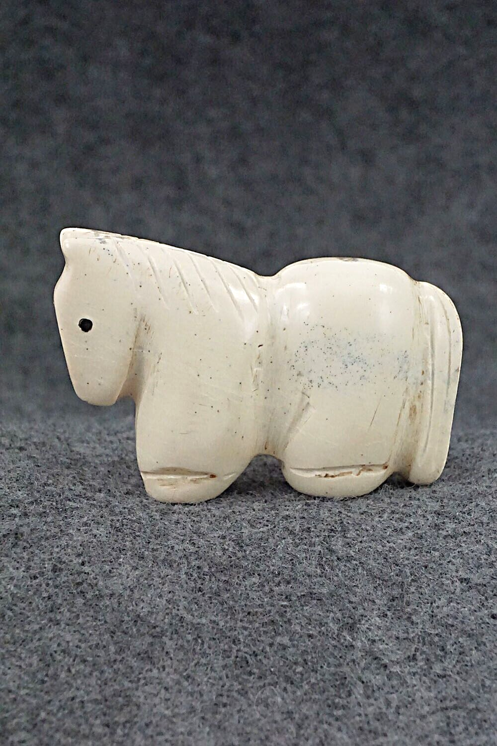 Horse Zuni Fetish Carving - Justin Red Elk