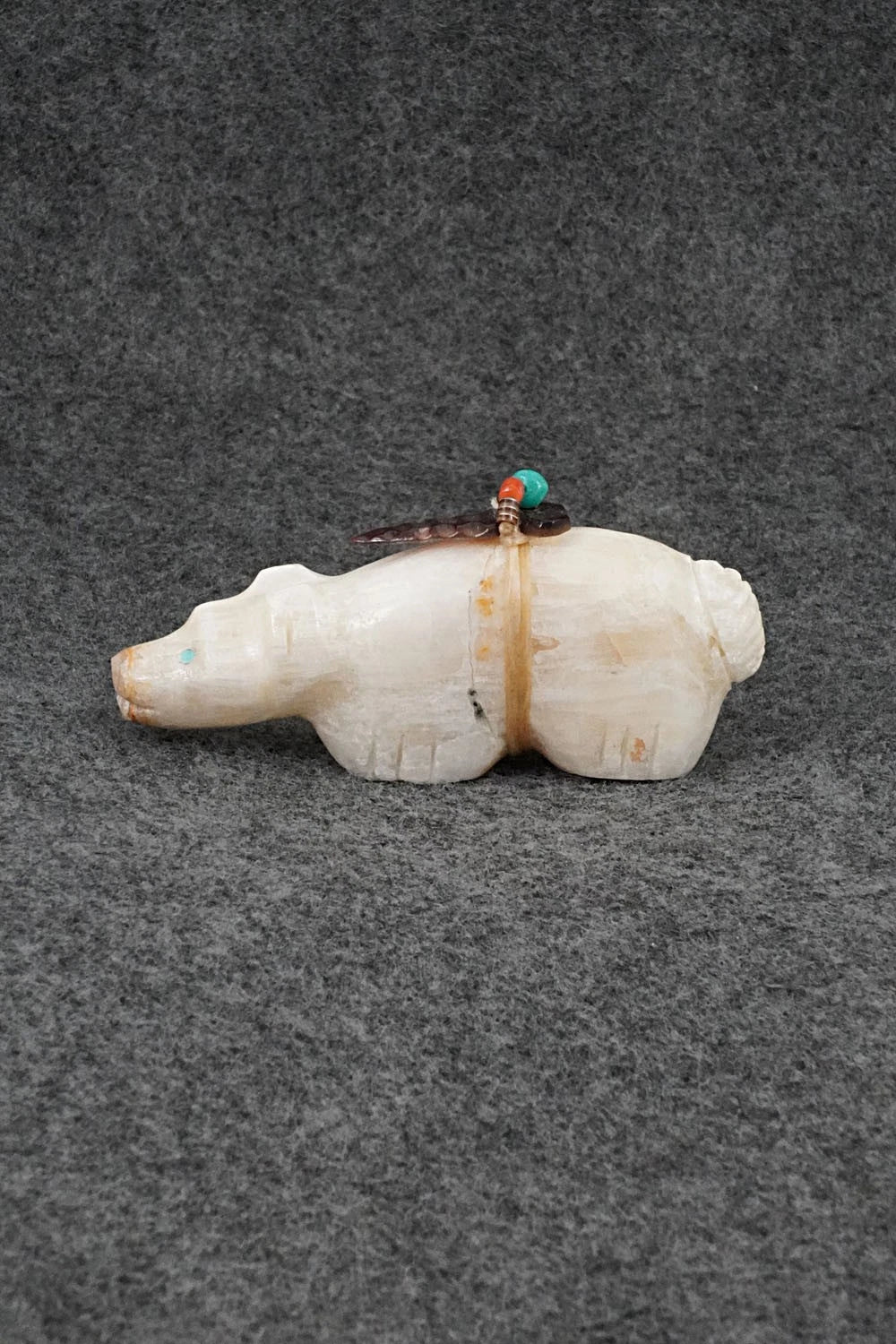 Bear Zuni Fetish Carving - Peter Gasper