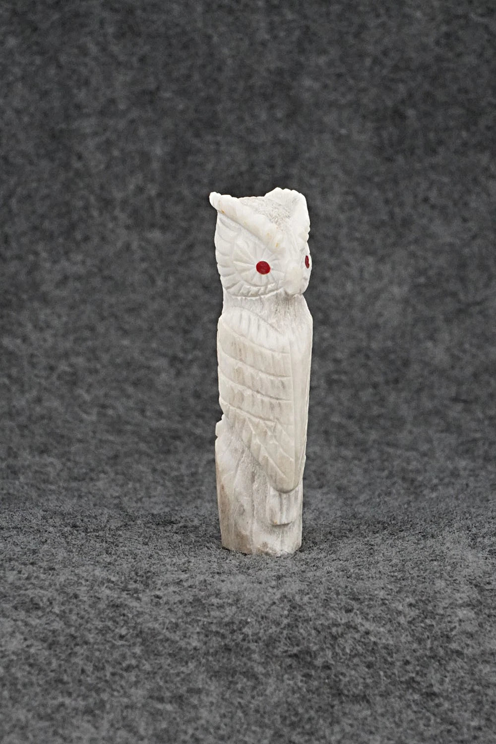 Owl Zuni Fetish Carving - Chris Peina