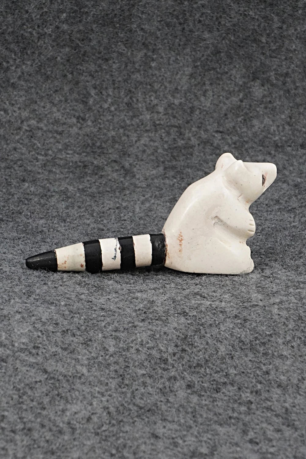 Raccoon Zuni Fetish Carving - Justin Red Elk