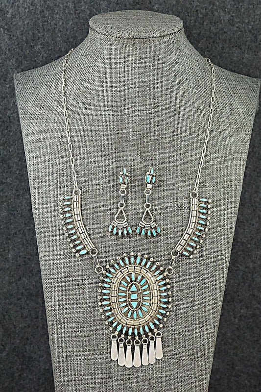 Turquoise & Sterling Silver Necklace and Earrings Set - Evonne Hustito