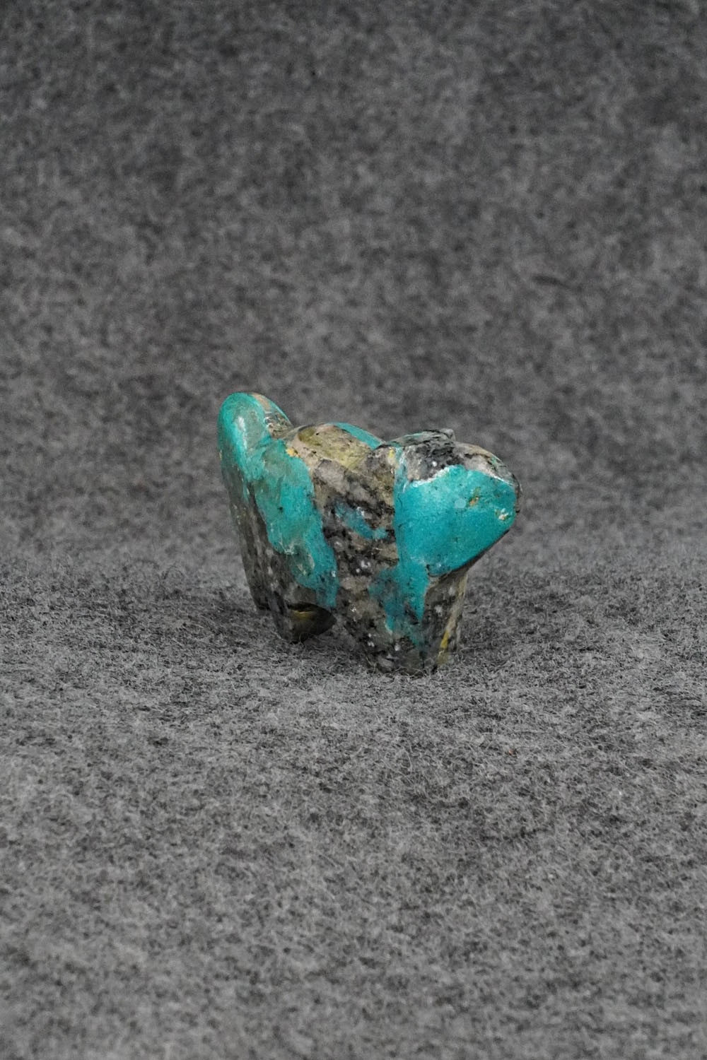 Fox Zuni Fetish Carving - Abby Panteah Quam