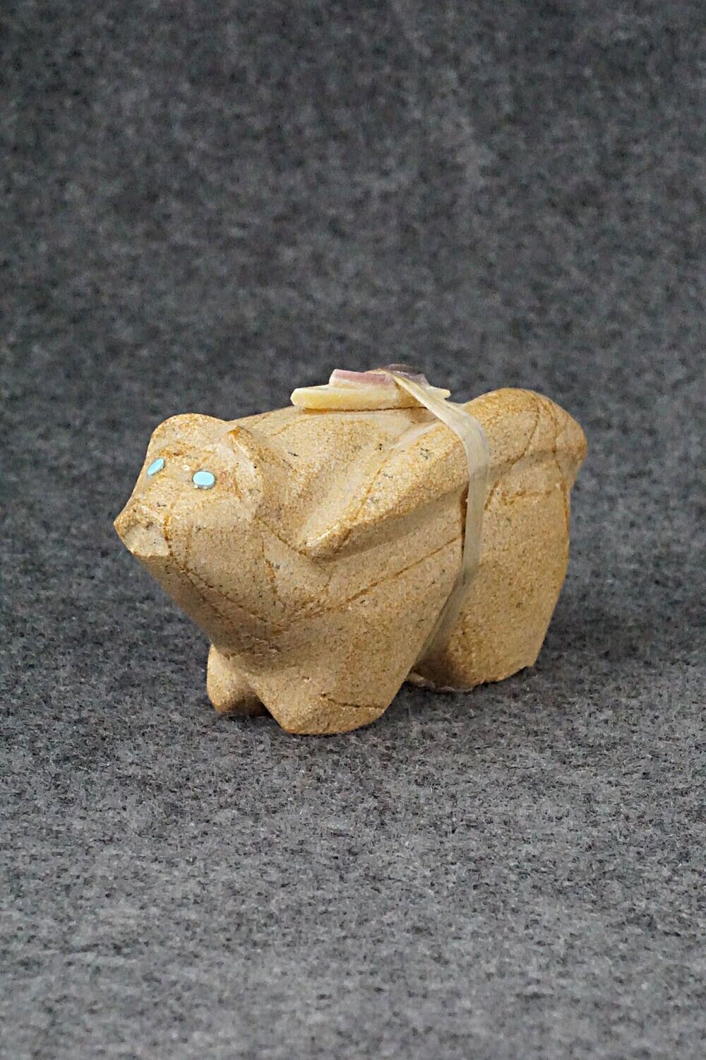 Mountain Lion Zuni Fetish Carving - Delvin Leekya