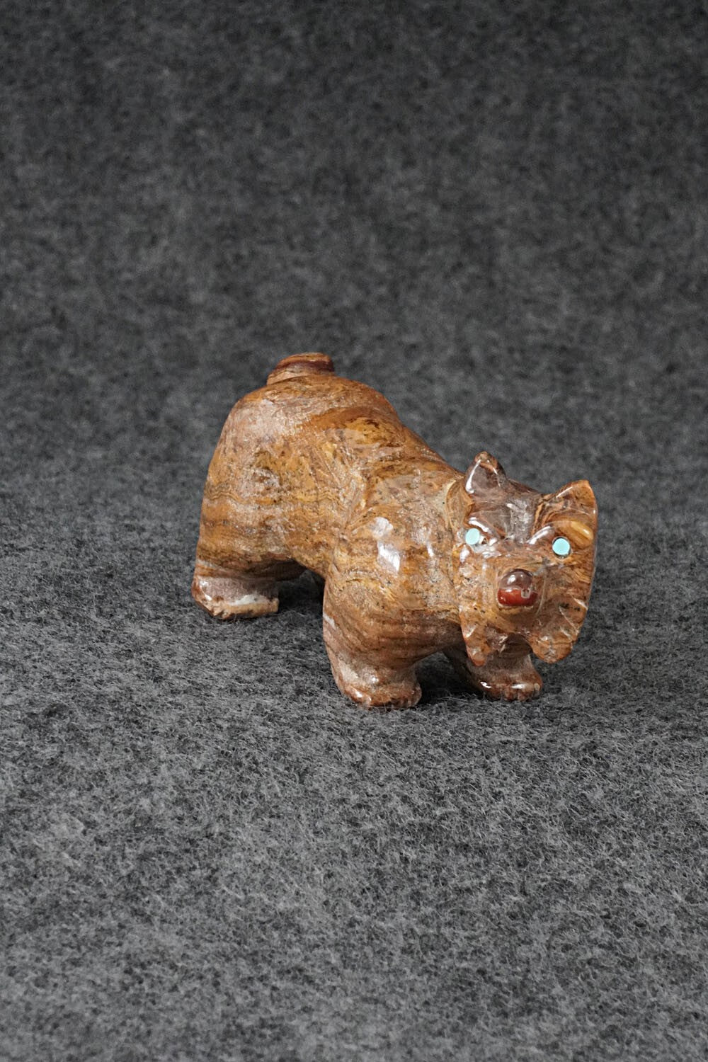 Bobcat Zuni Fetish Carving - Freddie Leekya