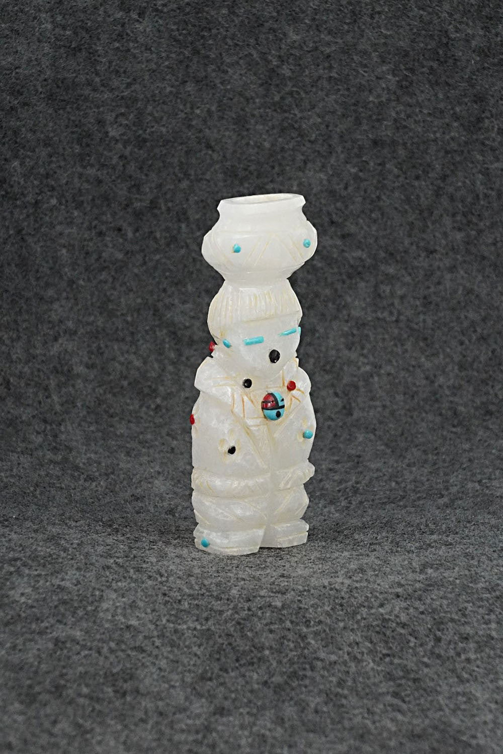 Ola Maiden Zuni Fetish Carving - Dannette Laate