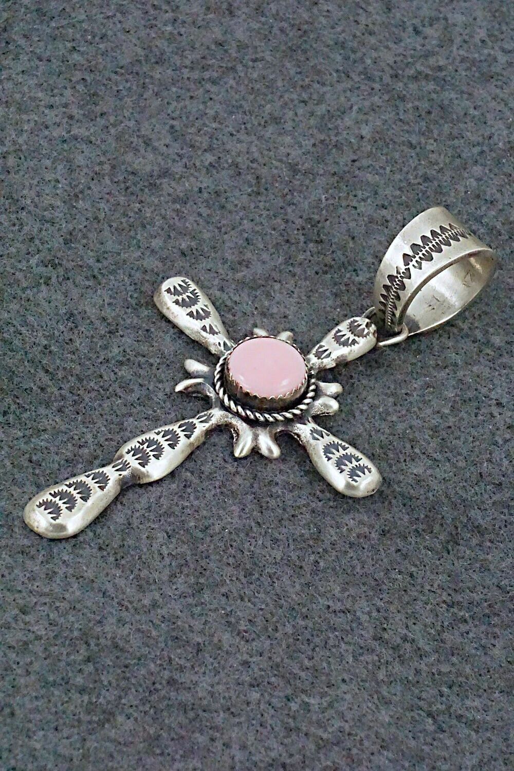 Pink Conch Shell & Sterling Silver Pendant - Richard Yazzie