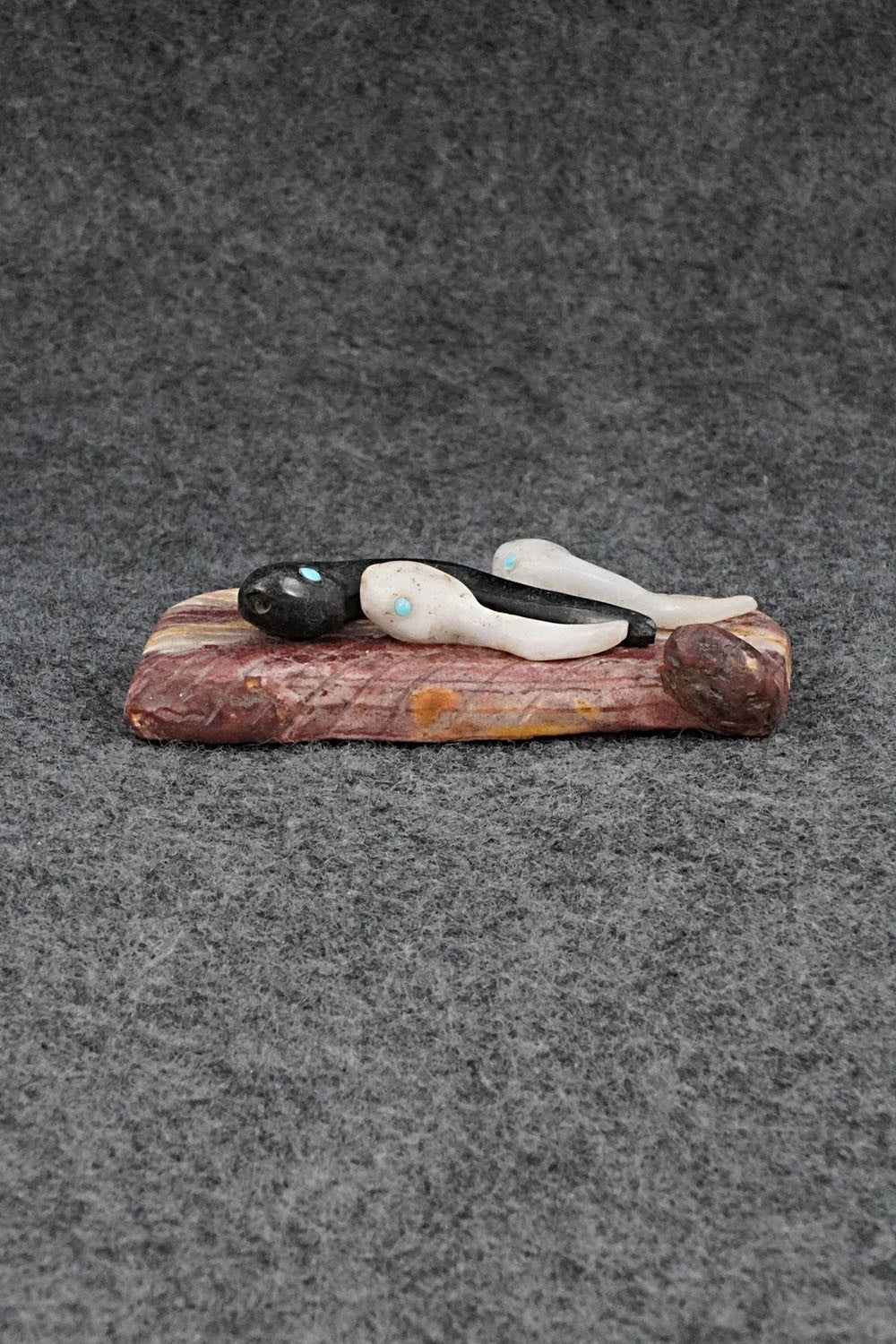 Tadpoles Zuni Fetish Carving - Lance Cheama