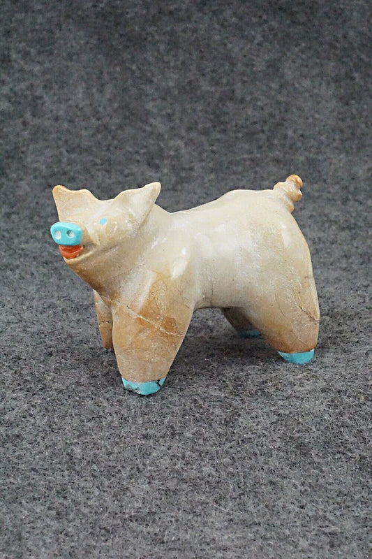 Pig Zuni Fetish Carving - Freddie Leekya