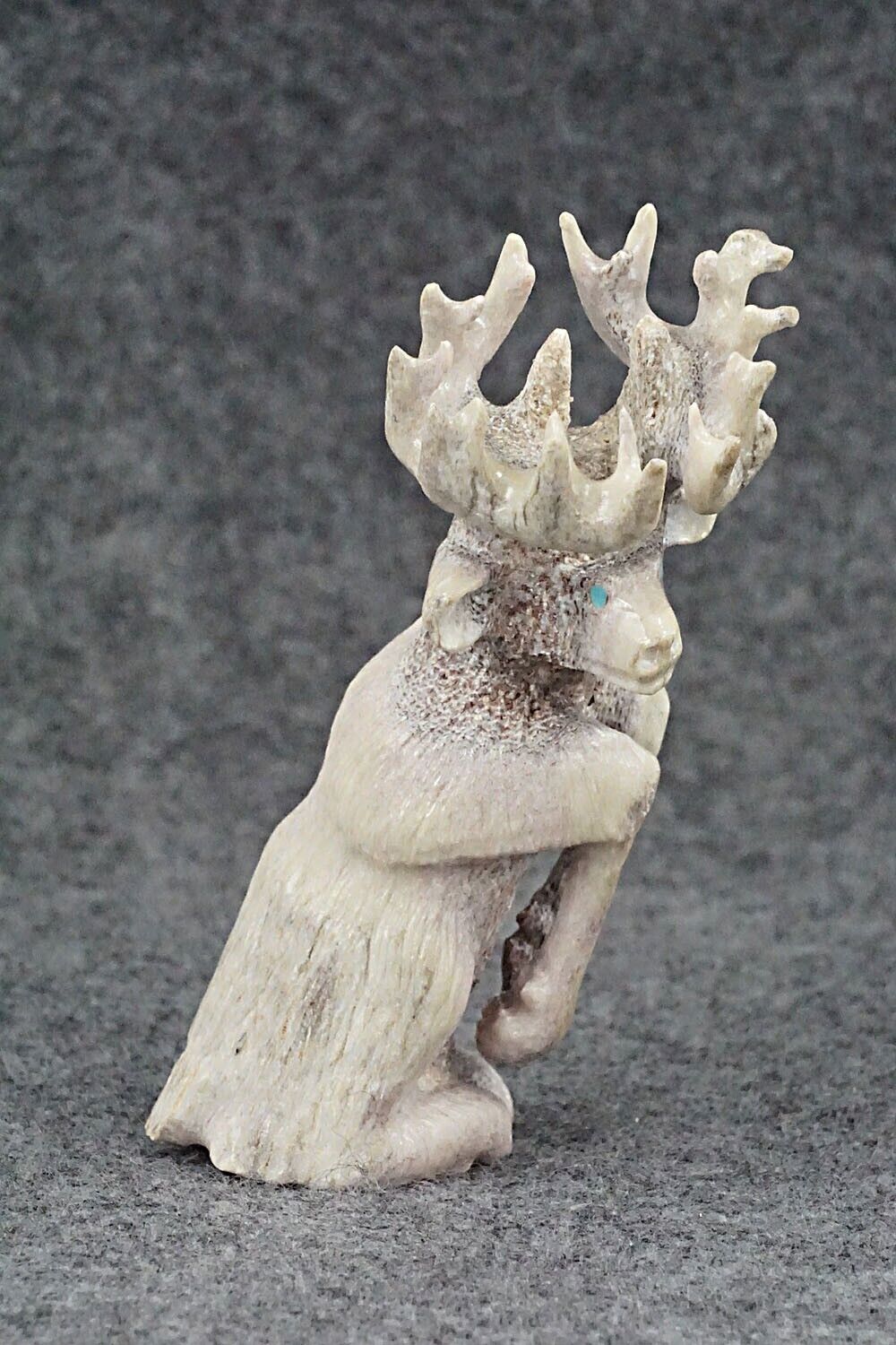 Deer Zuni Fetish Carving - Maxx Laate