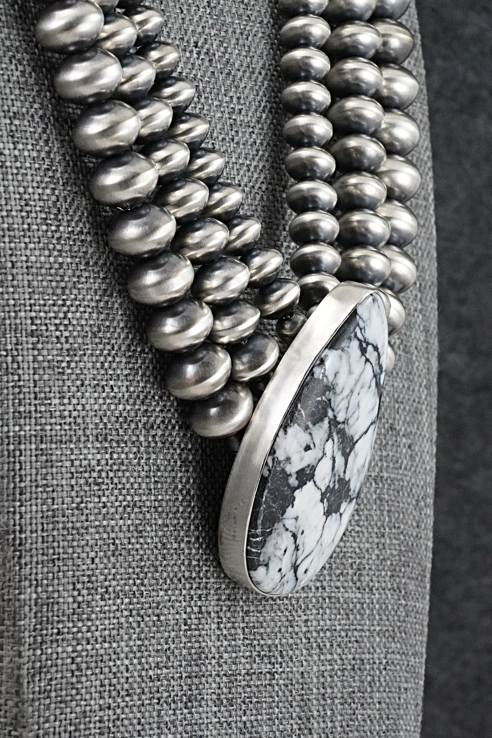 White Buffalo & Sterling Silver Navajo Pearl Necklace - Gruber & Halwood