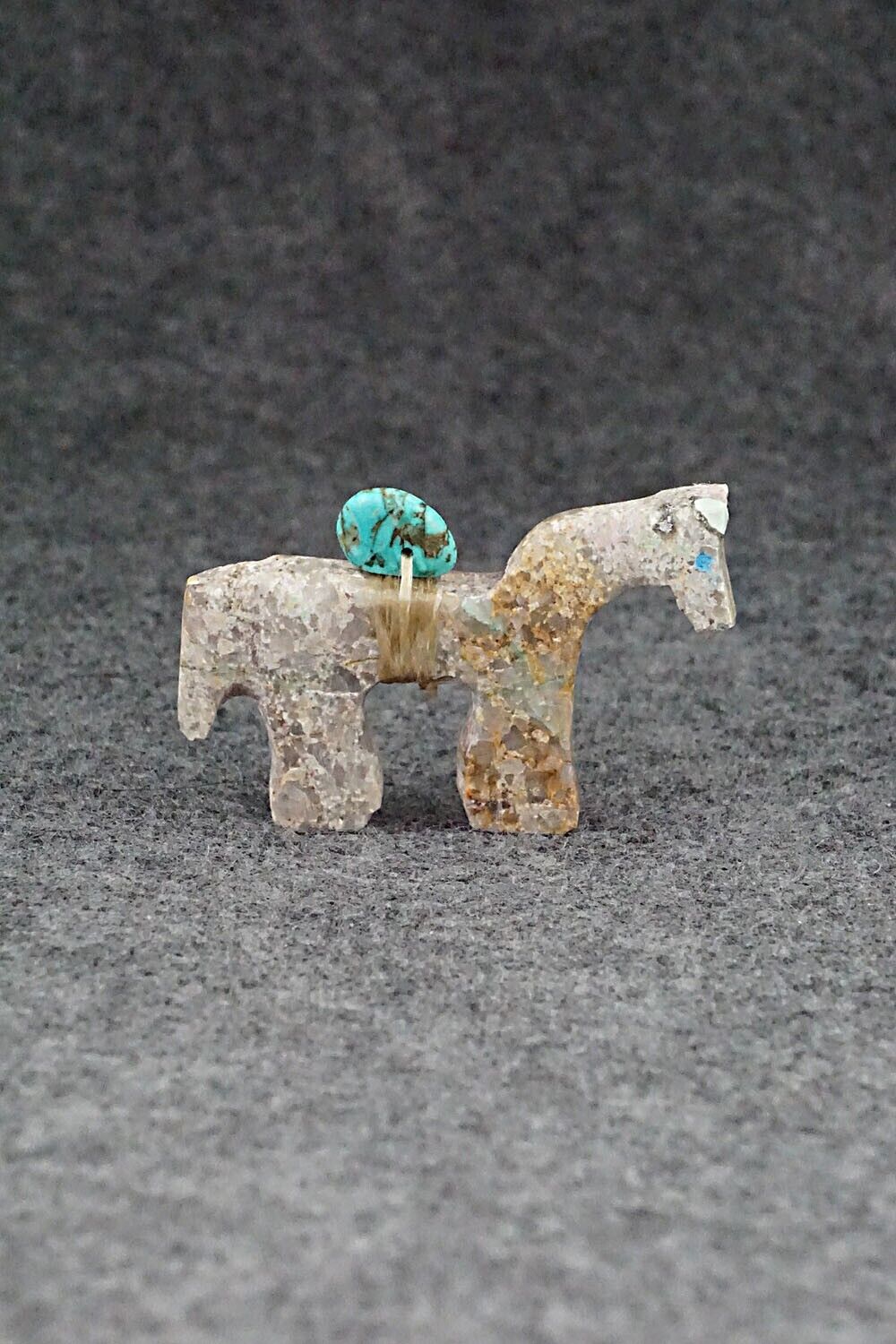 Horse Zuni Fetish Carving - Fernando Laiwakete