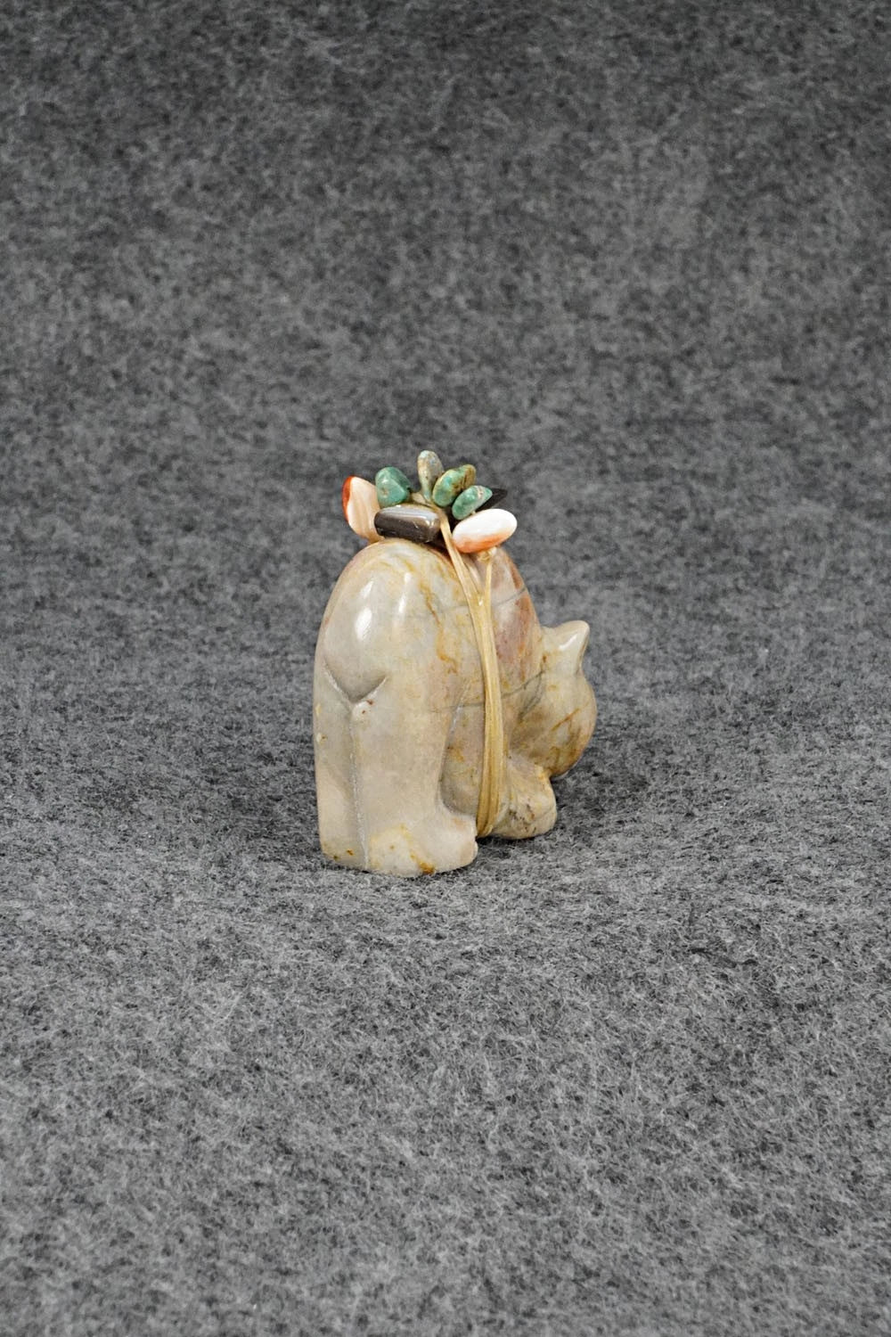 Bear Zuni Fetish Carving - Randy Lucio