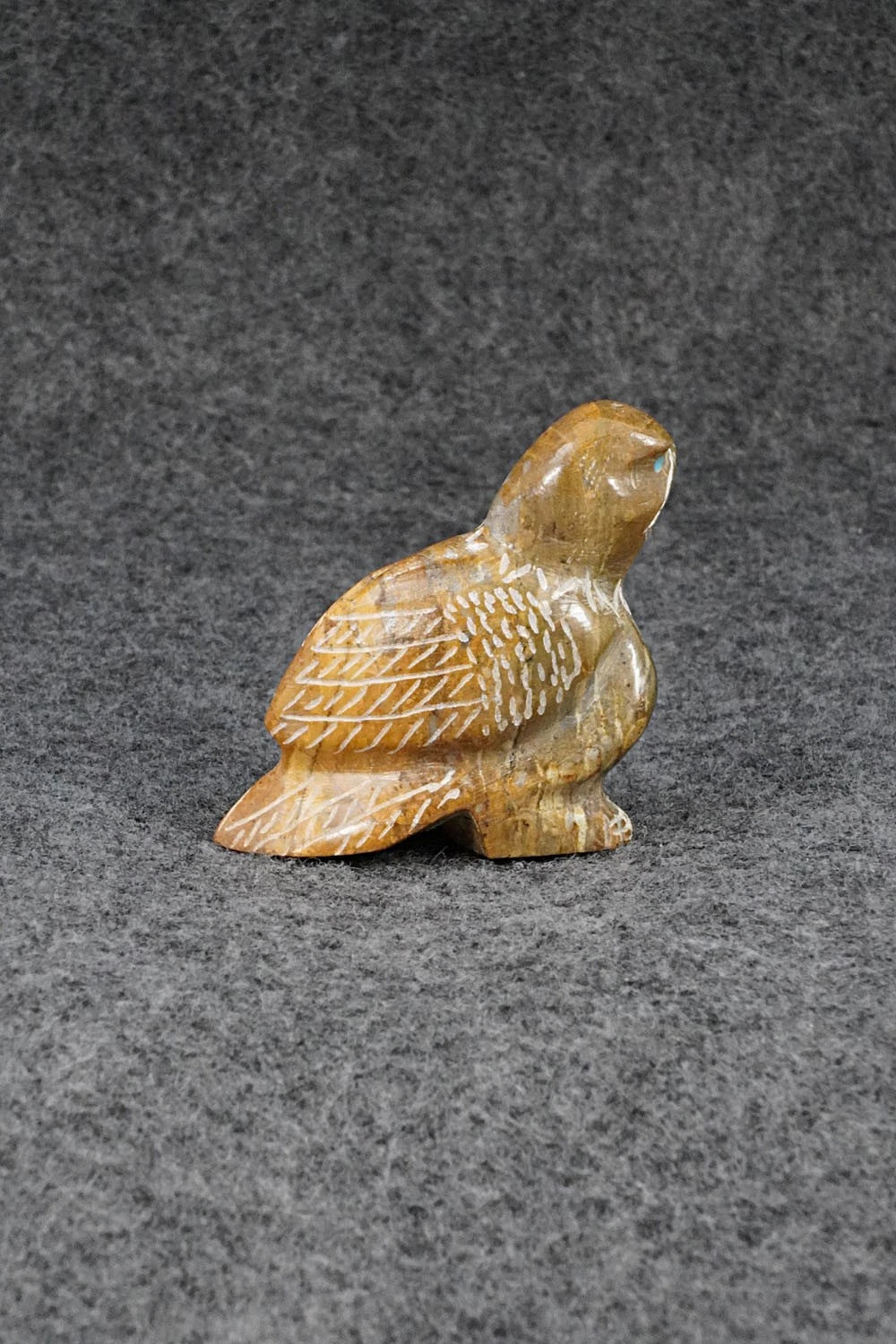 Eagle Zuni Fetish Carving - Andres Jernention