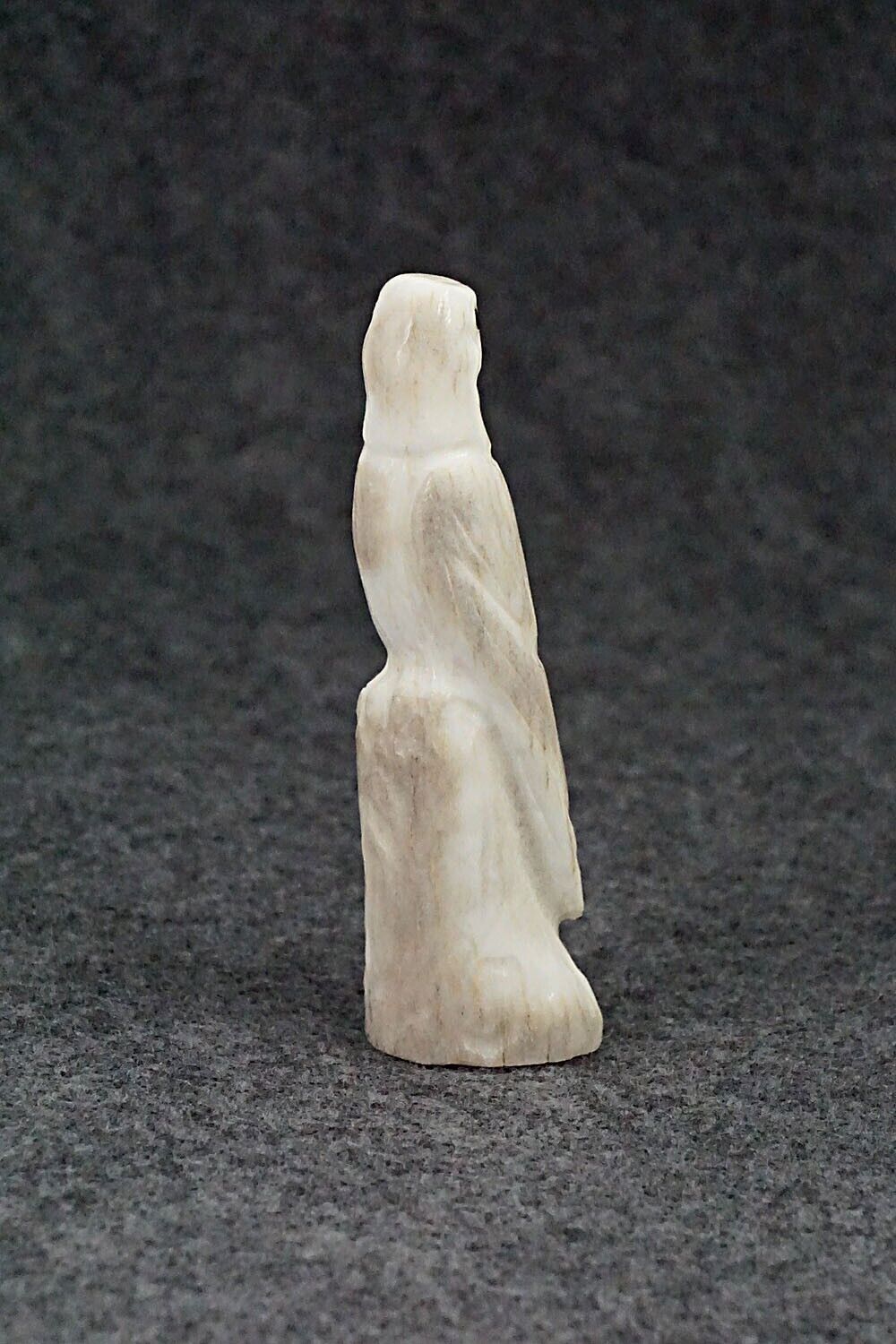 Eagle Zuni Fetish Carving - Maxx Laate