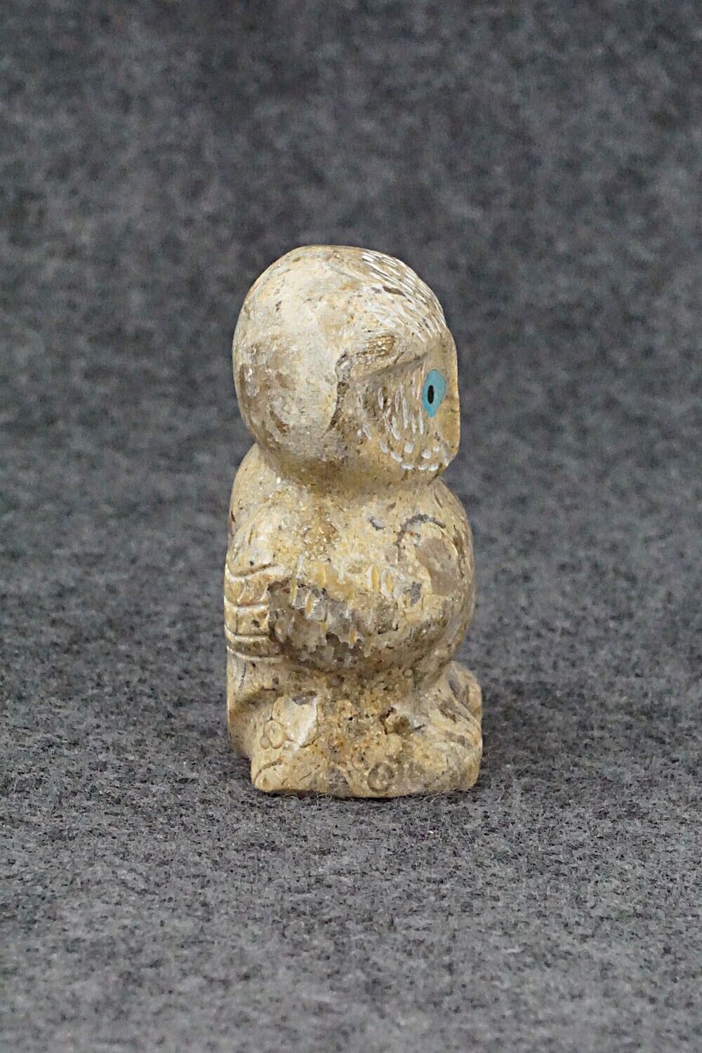 Owl Zuni Fetish Carving - Andres Lementino