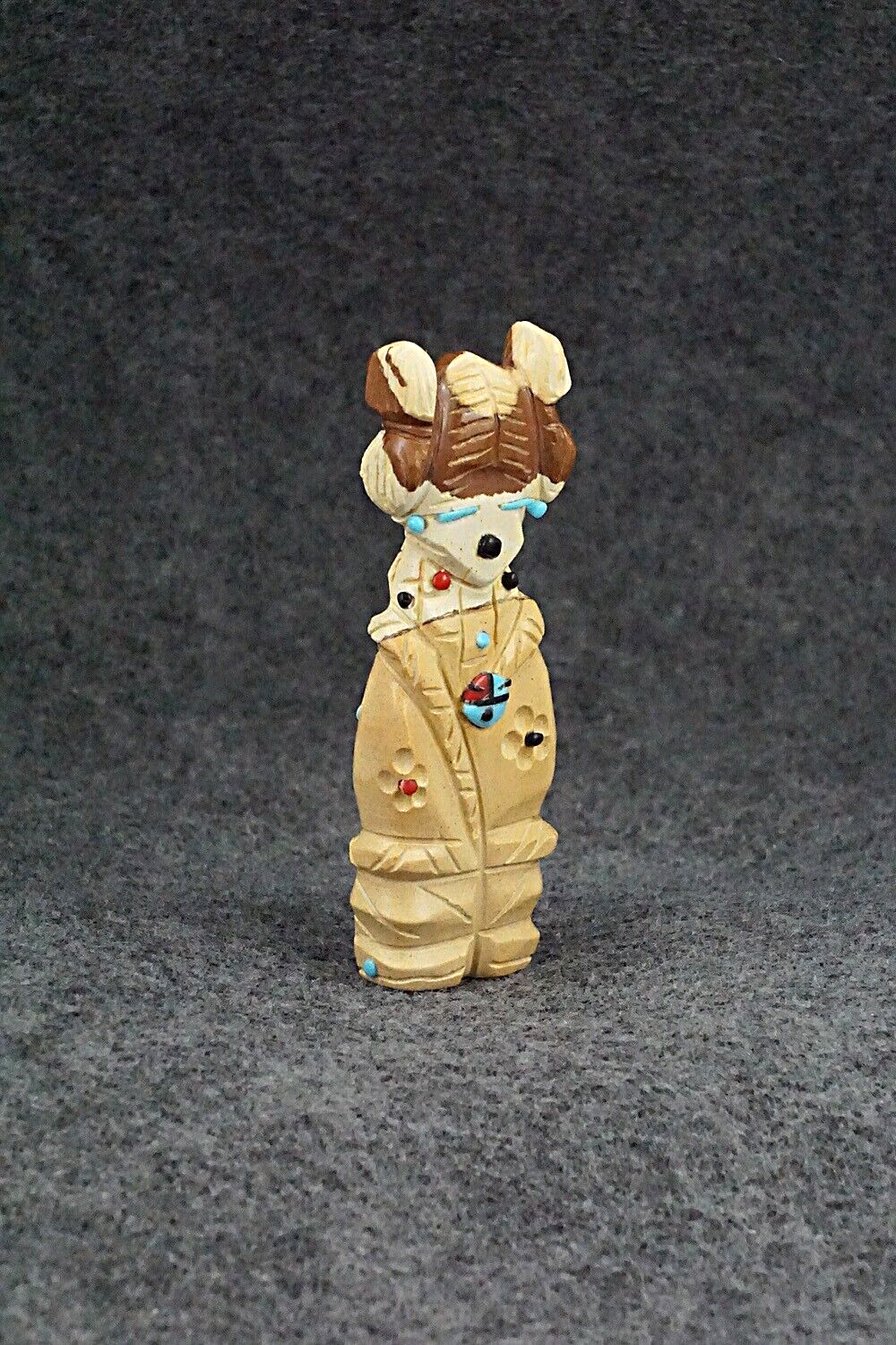Corn Maiden Zuni Fetish Carving - Danette Laate