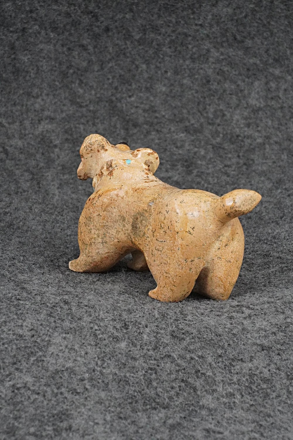 Dog Zuni Fetish Carving - Freddie Leekya