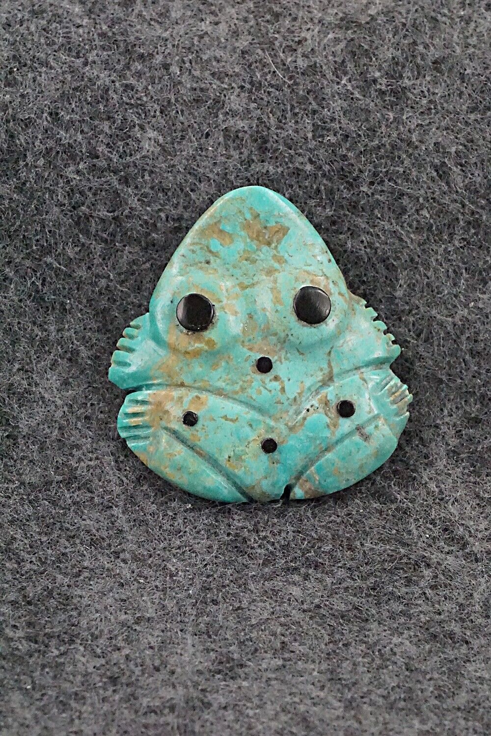 Frog Zuni Fetish Carving - Reynold Lunasee