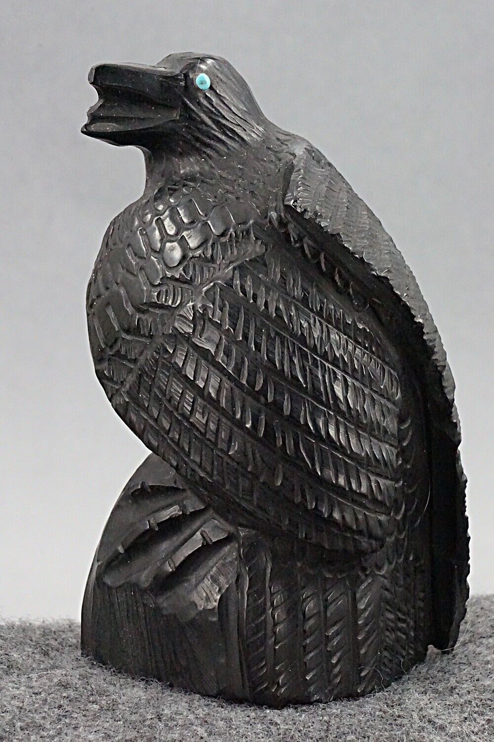 Crow Zuni Fetish Carving - Derrick Kaamasee