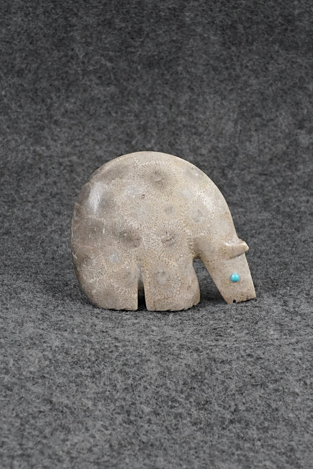 Bear Zuni Fetish Carving - Ronnie Lunasee