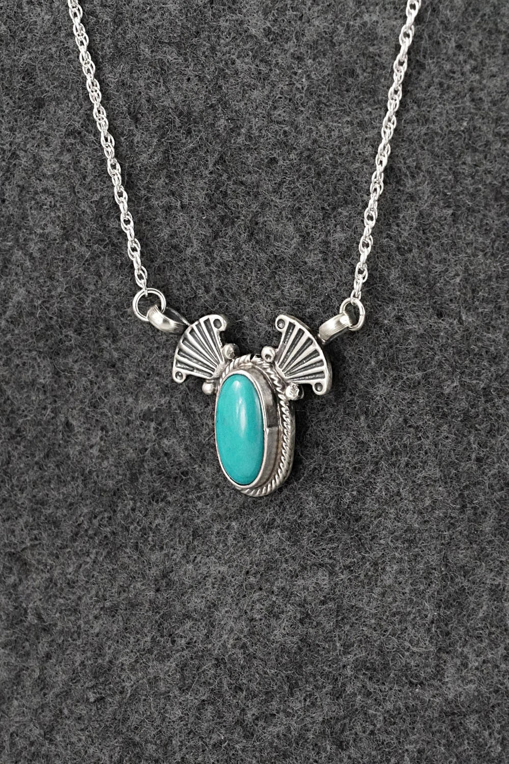 Turquoise & Sterling Silver Necklace - Verley Betone