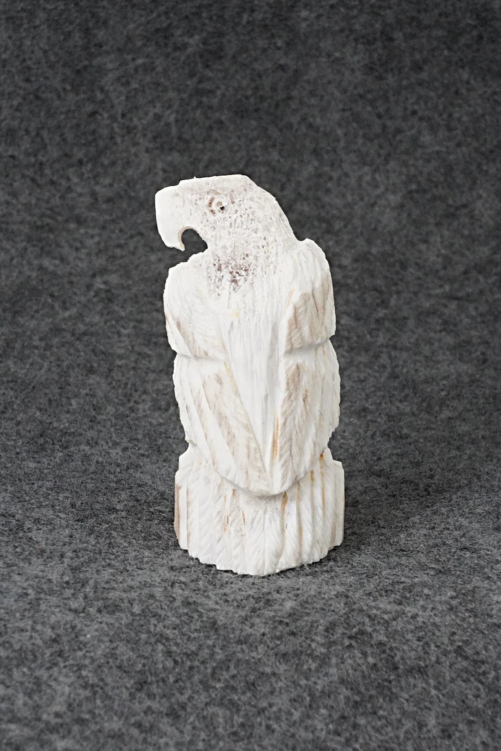 Eagle Zuni Fetish Carving - Lewis Malie